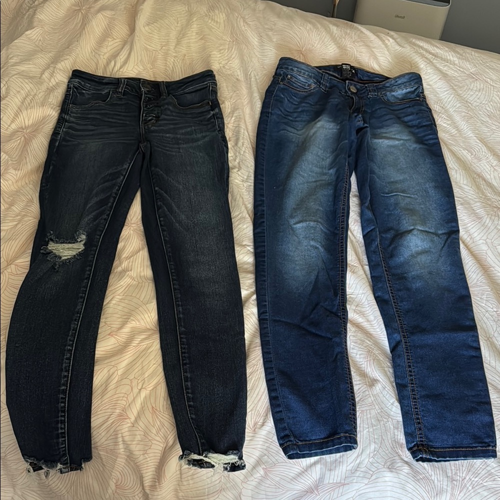 American Eagle Outfitters Skinny Blue Jeans